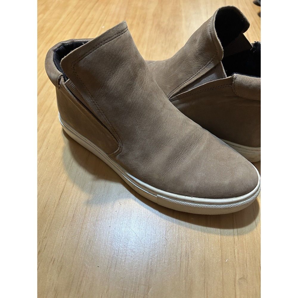 Kenneth Cole‎ New York Women's Size 6 Kalvin Fashion Tan Suede Sneaker